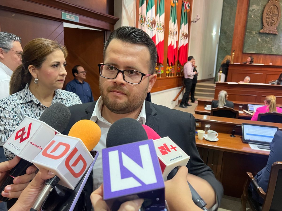 “Son el guardadito para la vejez, afectará a futuras generaciones”: Diputado en contra de reformar afores