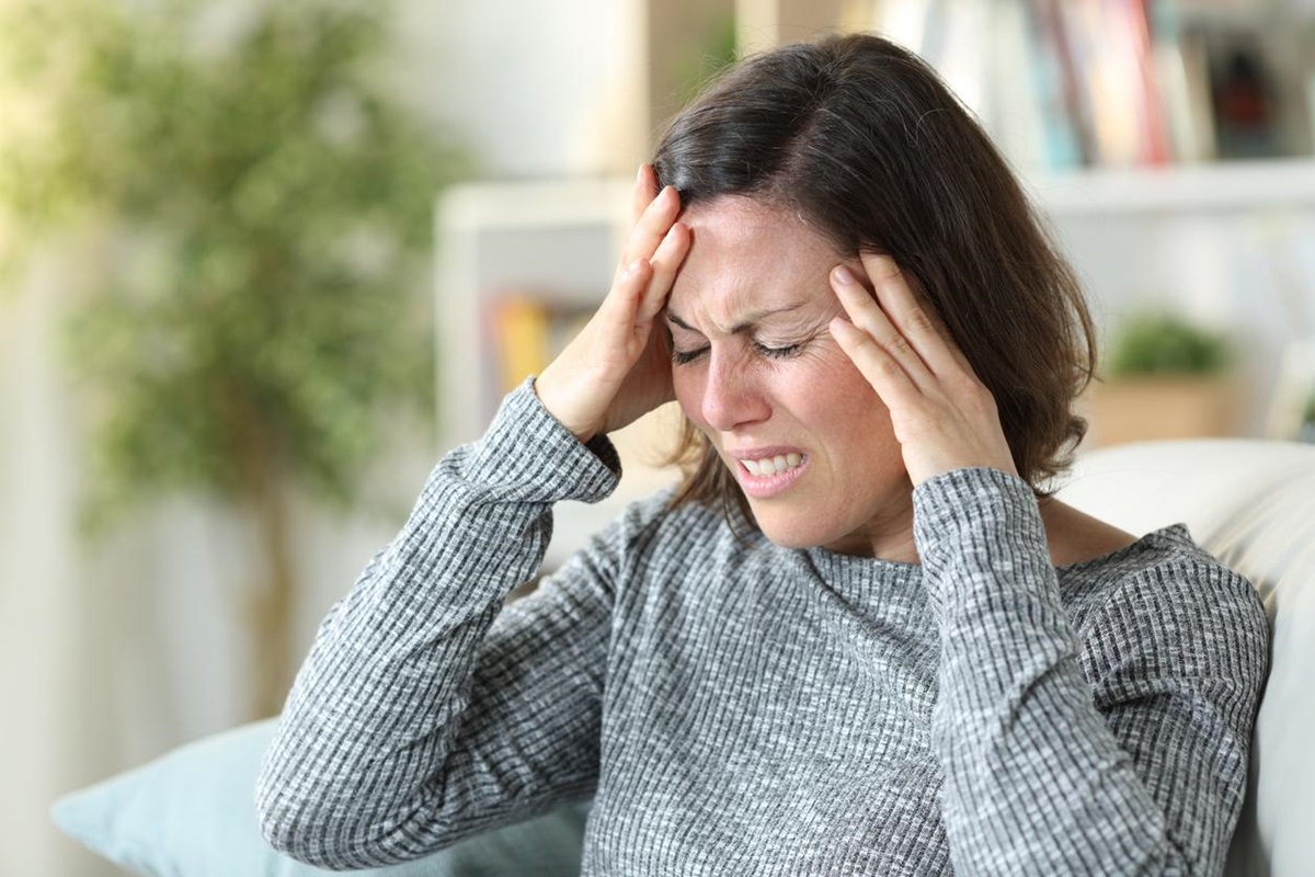 ¿Y si no es nomás una migraña pasajera? Tipos de dolor de cabeza… identifícalos y atiéndete