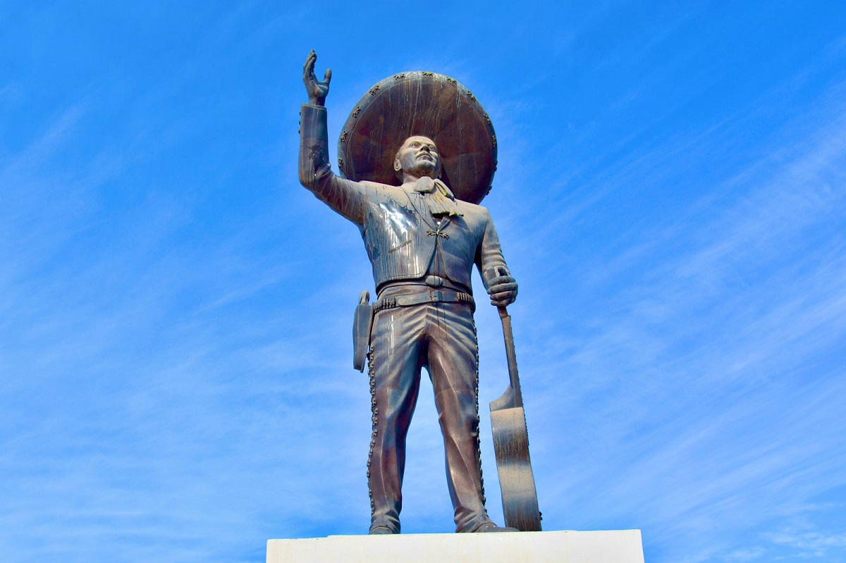 Salvador Alvarado conmemora el 67 aniversario luctuoso de Pedro Infante Cruz