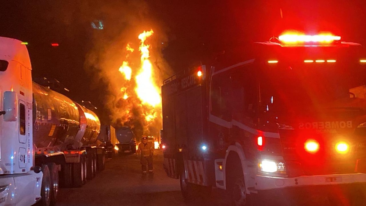 ¡Fuerte explosión! Estallan varias pipas de gas LP en Tlahuelilpan (videos)