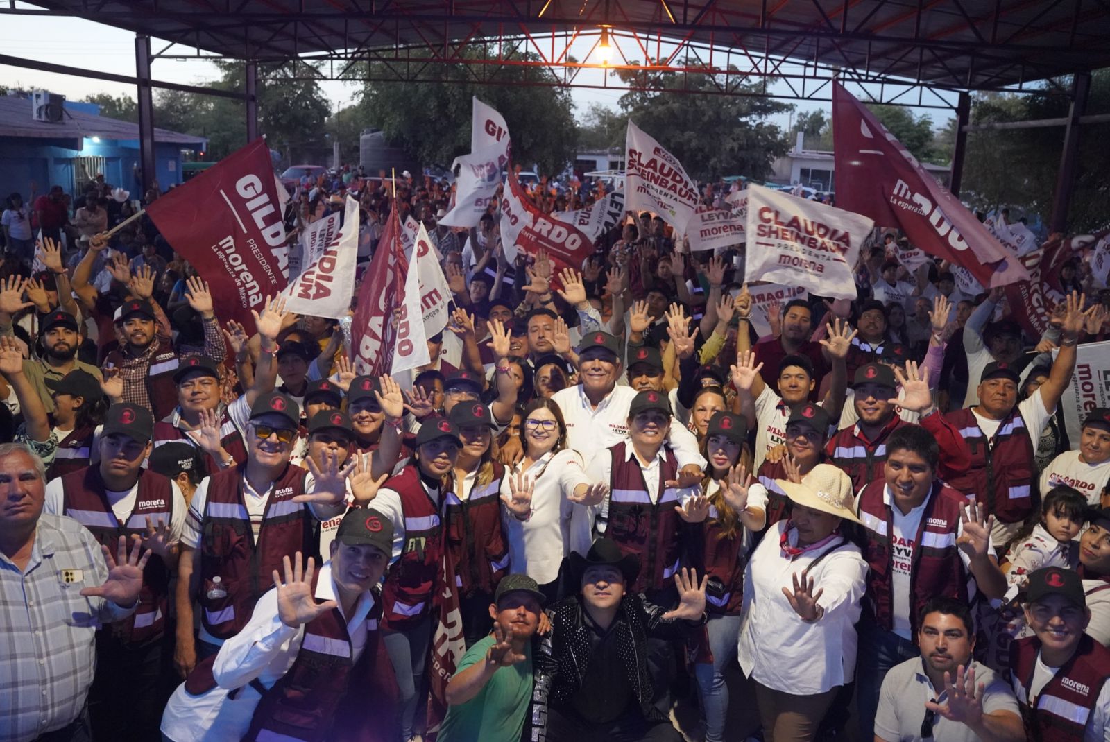 Gildardo Leyva arranca carrera por la reelección, recibe el apoyo de Imelda Castro