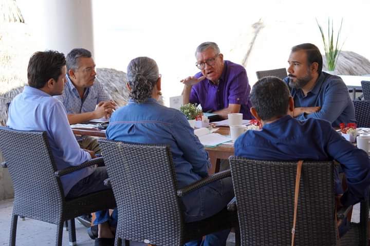 Se interesa Graciela Domínguez por conocer problemática de pesca de altamar