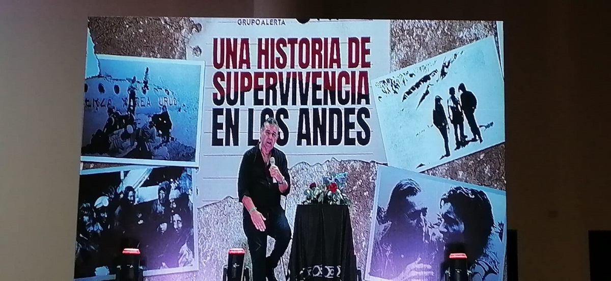 El viernes 13 fue el día de mala suerte para unos jóvenes que viajaban en un avión y cayó en Los Andes