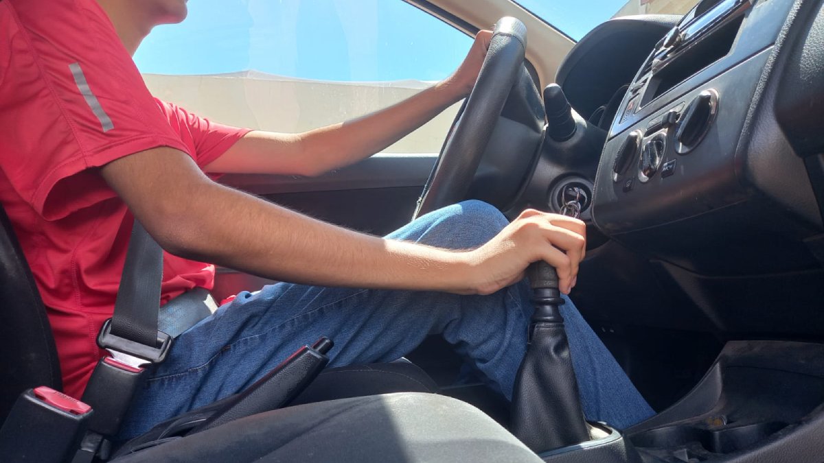 Frenar con motor ¿Qué es y cuándo hacerlo?
