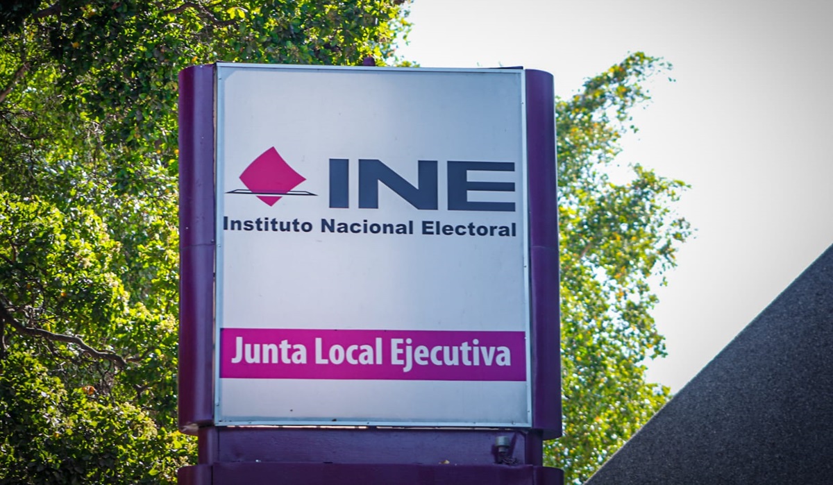 ¡Cara a cara! Llegan candidatos al Senado al debate del INE