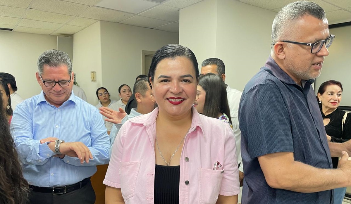 Margoth Urrea se dice lista para su campaña luego de registro ante el IEES por alcaldía de Navolato