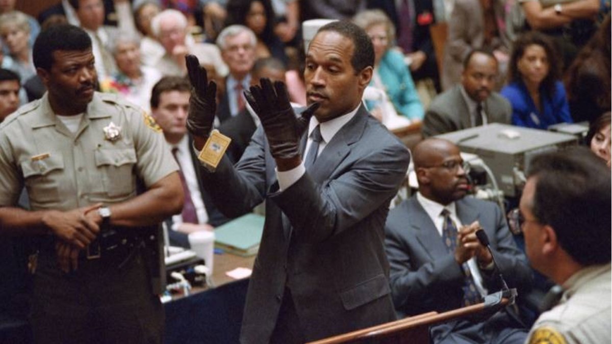 ‘Si el guante no encaja, lo deben absolver’ | La polémica de OJ Simpson