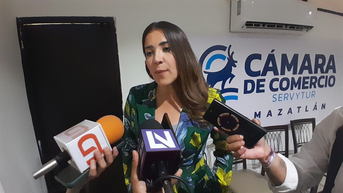 Ninguna encuesta me distrae, lista para el debate: Paloma Sánchez a candidatos al Senado por Morena