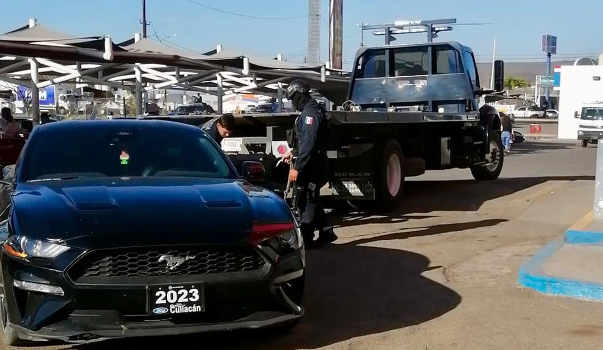 Hallan en Culiacán un Mustang robado en EU y un Jeep de Querétaro
