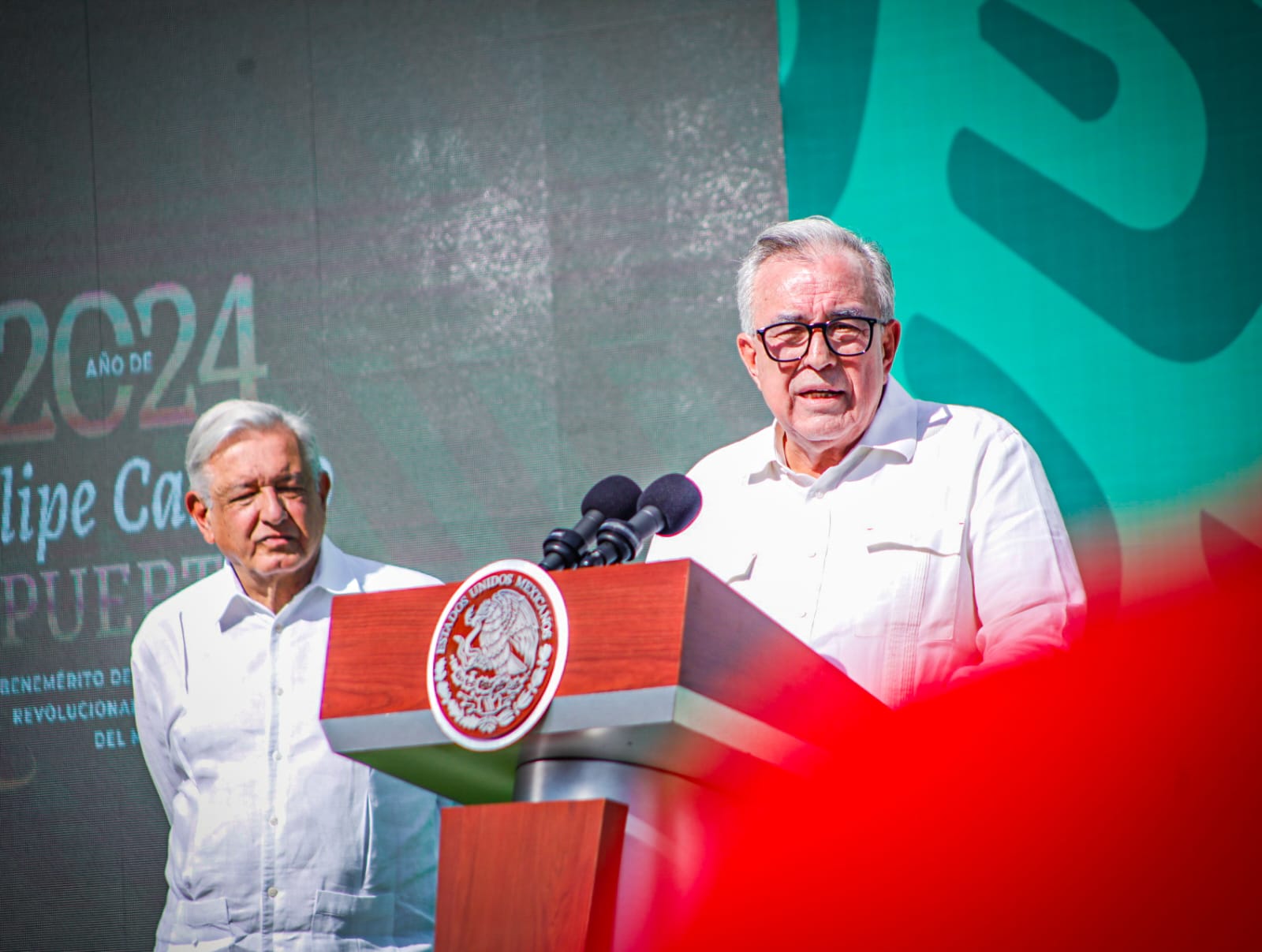 Pide Rocha Moya ayuda a AMLO con comercialización del maíz en ‘mañanera’ desde Mazatlán