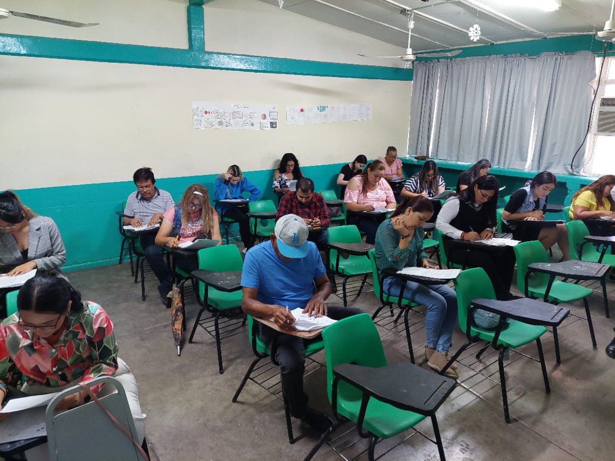Consejo Distrital 09 del IEES aplica examen a 80 personas que buscan ser parte de los CAES