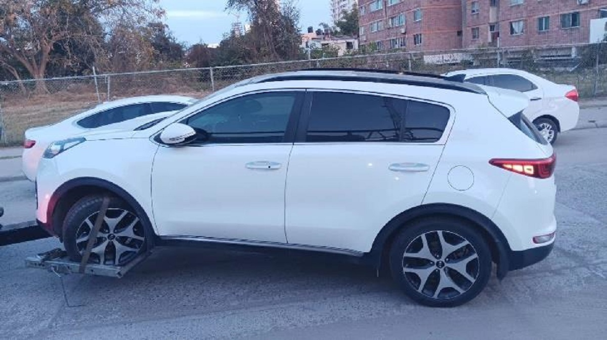 Recupera Policía de Investigación Sportage Kia 2016 robada, en Mazatlán