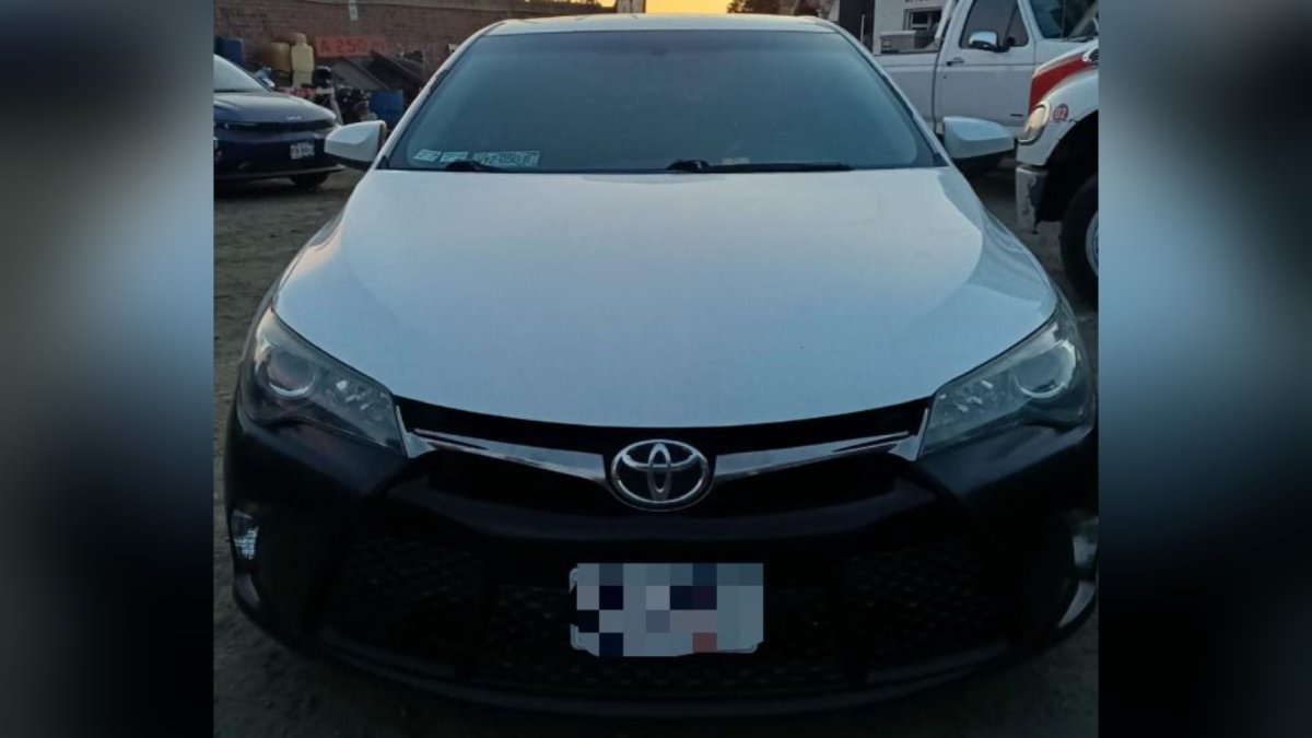Recuperan en Mazatlán automóvil robado en Estados Unidos