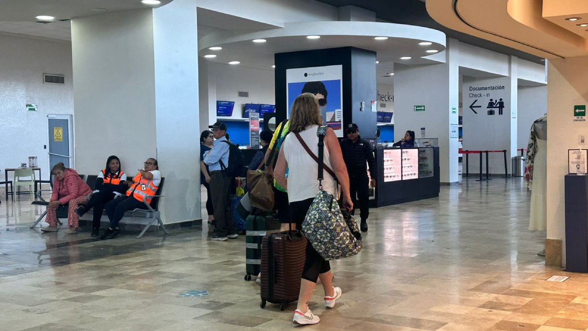 De Katmandú, Nepal, Goa y la India, llegan expertos y turistas para el eclipse total de sol en Mazatlán