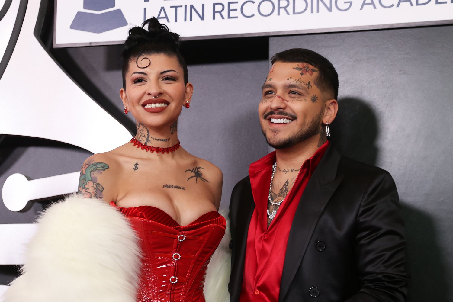 Christian Nodal y Cazzu se separan