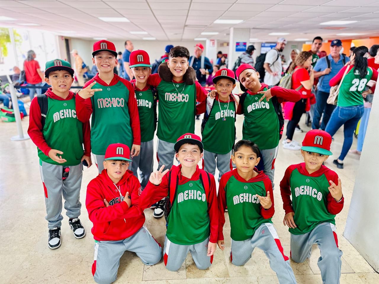 13 equipos sinaloenses parten a Irvine para el Baseball Memorial Day Tournament 2024