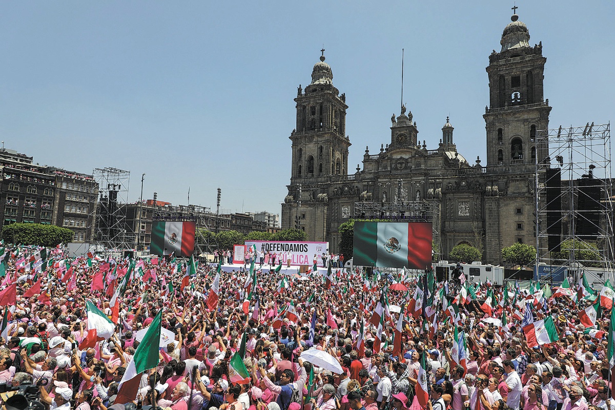 ‘Vamos muy bien, requetebién’: AMLO sobre ‘Marea Rosa’ y tercer debate presidencial
