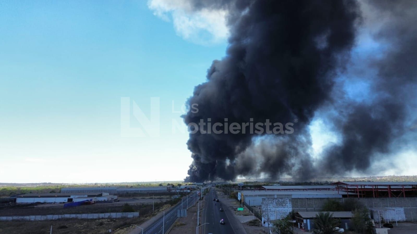 Hasta el momento, un lesionado es el saldo preliminar de megaincendio en Culiacán, reporta PC