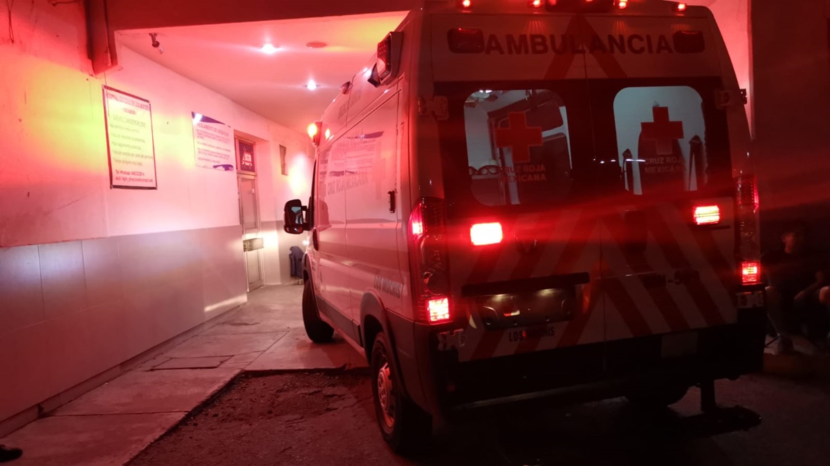 En riña, hieren con arma blanca en el pecho a Albino en El Tajito, Guasave
