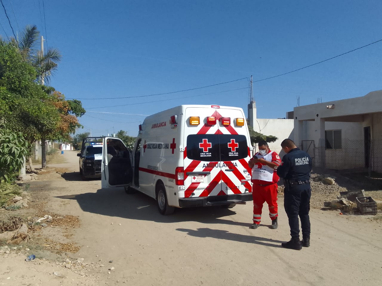 Localizan a una mujer inconsciente sobre una de las calles de Gabriel Leyva Solano, en Guasave