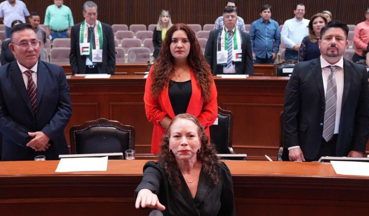Ana Cecilia García Navarro toma protesta como titular de CEAIP
