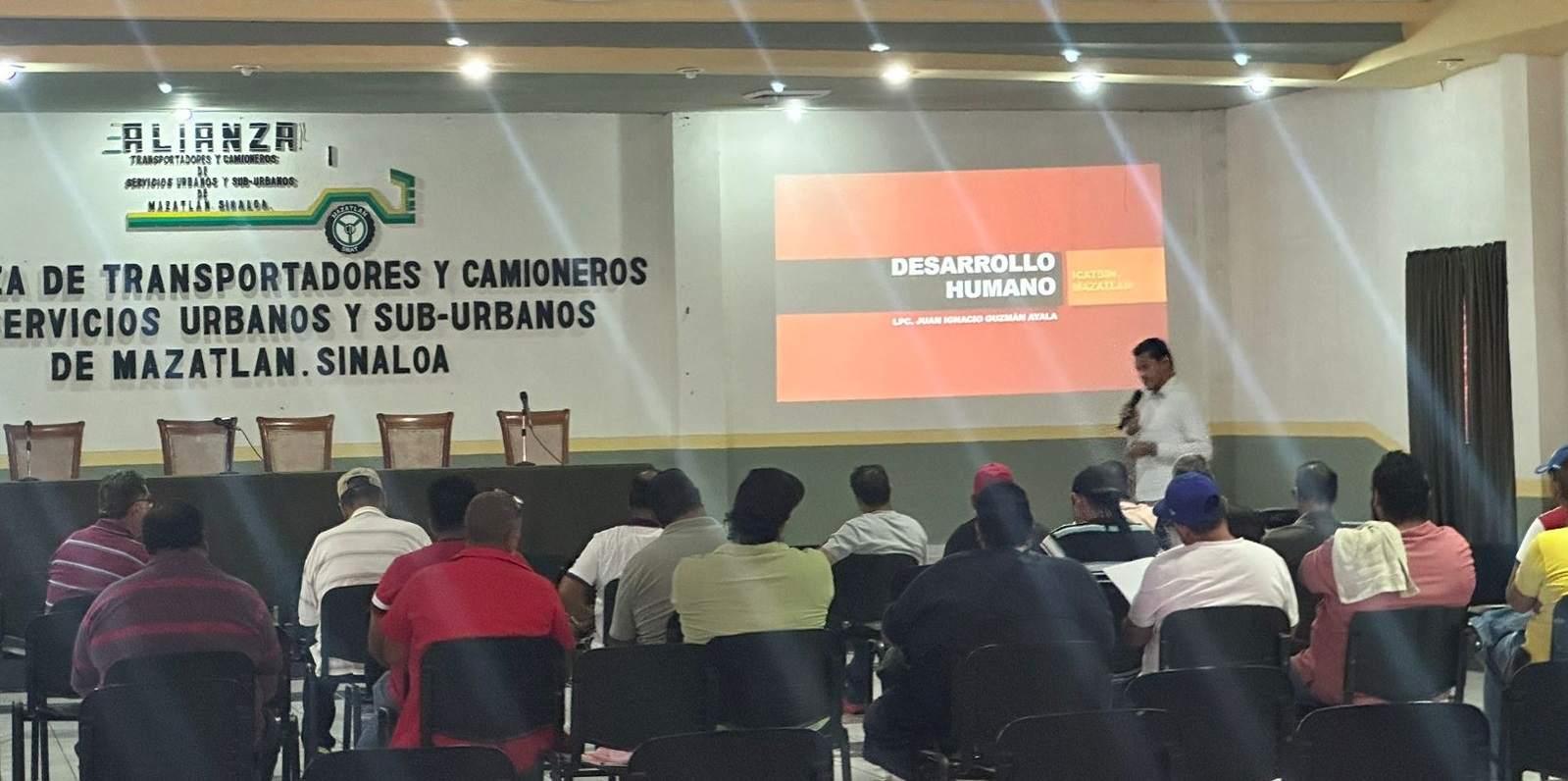 Se capacitan choferes de Mazatlán hasta en derechos de la mujer