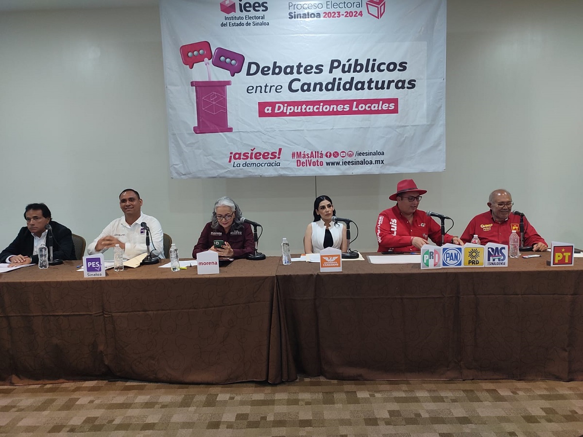 Destacan ataques al ‘Químico’ Benítez y Rita Fierro en el debate por el distrito 22 en Mazatlán