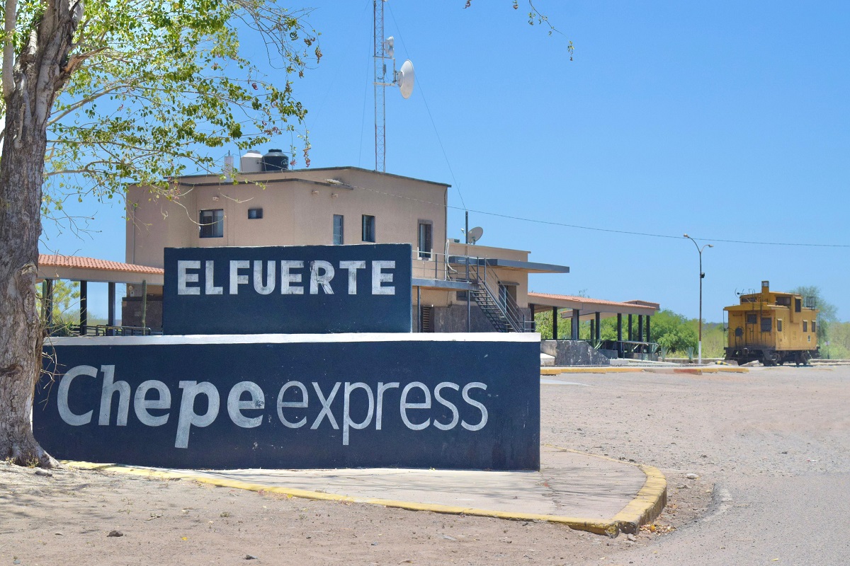 Se acercan las vacaciones y se mejora acceso a la estación de El Chepe en El Fuerte