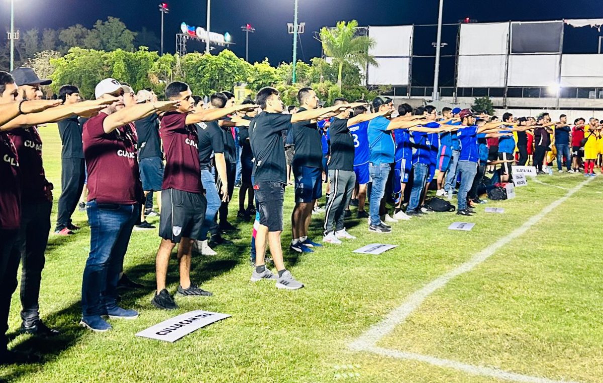 Ahome vive el estatal de futbol libre varonil