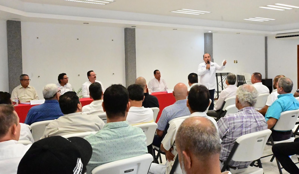 Yo no vengo a robar ni a pedir mochadas por las obras: Guillermo Romero a miembros de la CMIC
