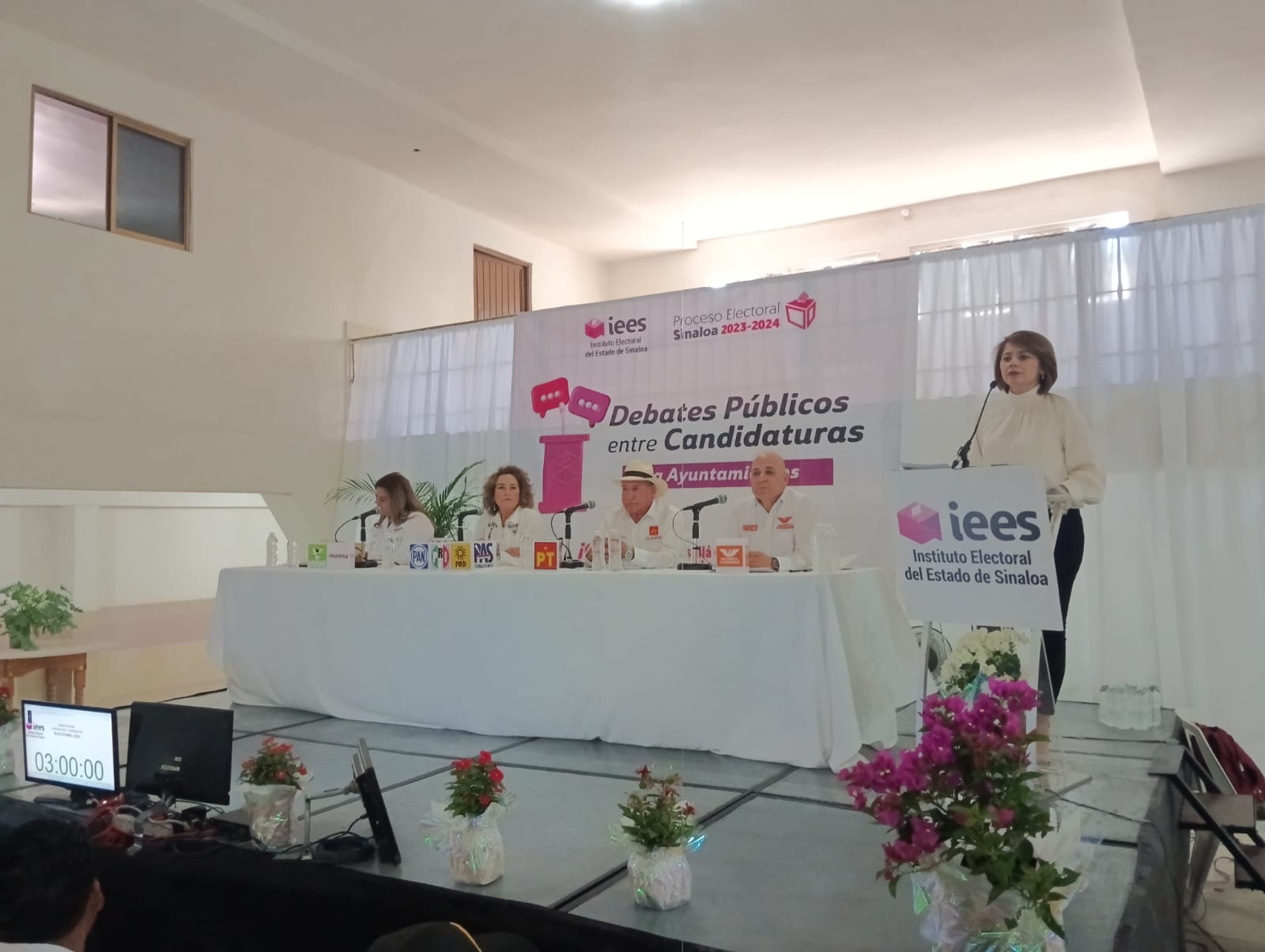 Realizan histórico debate político en JJR, cuatro candidatos buscan la alcaldía del nuevo municipio