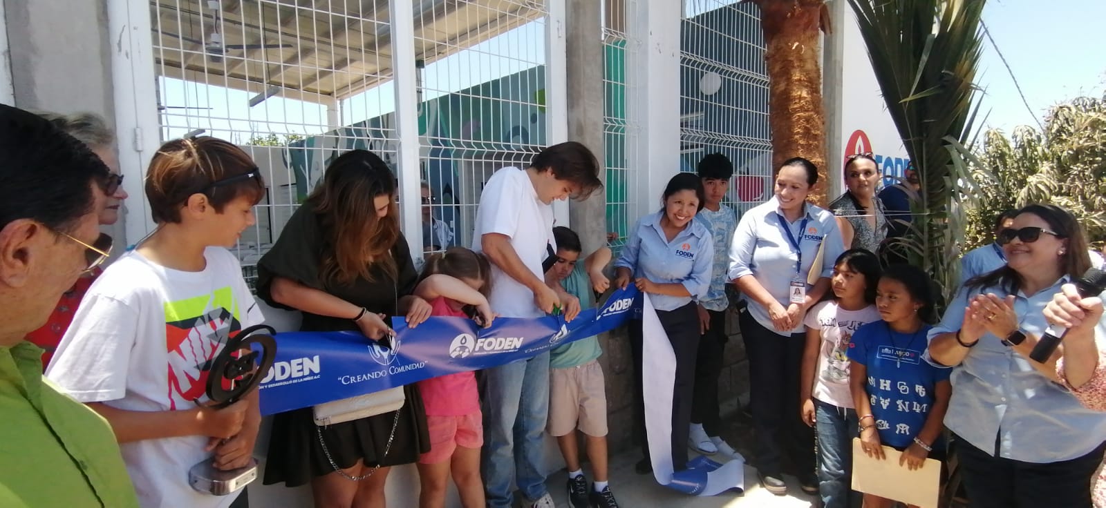 Inauguran Centro Comunitario en invasión San Antonio, en Mazatlán; brinda ayuda alimentaria a niños y adultos
