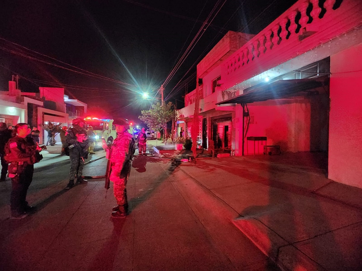 Aunque se perdió todo en el incendio, la familia está enfocada en la recuperación de Ariel y su hijo: Hermano