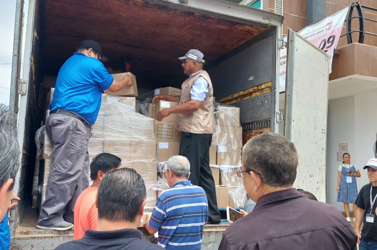 Llegan al Consejo Distrital 09 las boletas electorales para las alcaldías de Salvador Alvarado y Angostura