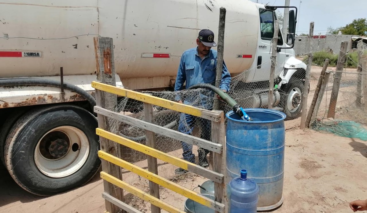 Gobierno de Ahome garantiza abasto de agua potable a los usuarios