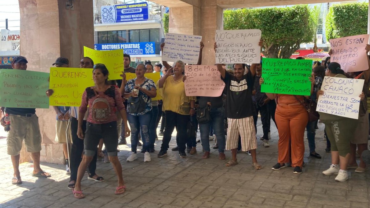 Vecinos de la Invasión Canaco deben solicitar instalación de luz ante la CFE, afirma alcalde de Mazatlán
