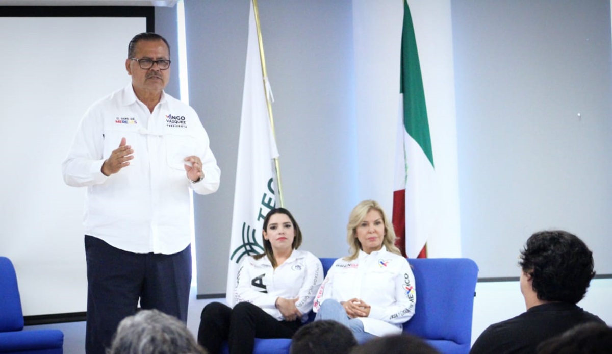 Promete Mingo Vázquez más becas para estudiantes tras reunirse con alumnos de la Universidad TecMilenio