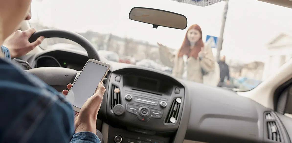 Seguridad vial: recomendaciones para un uso responsable del celular al conducir