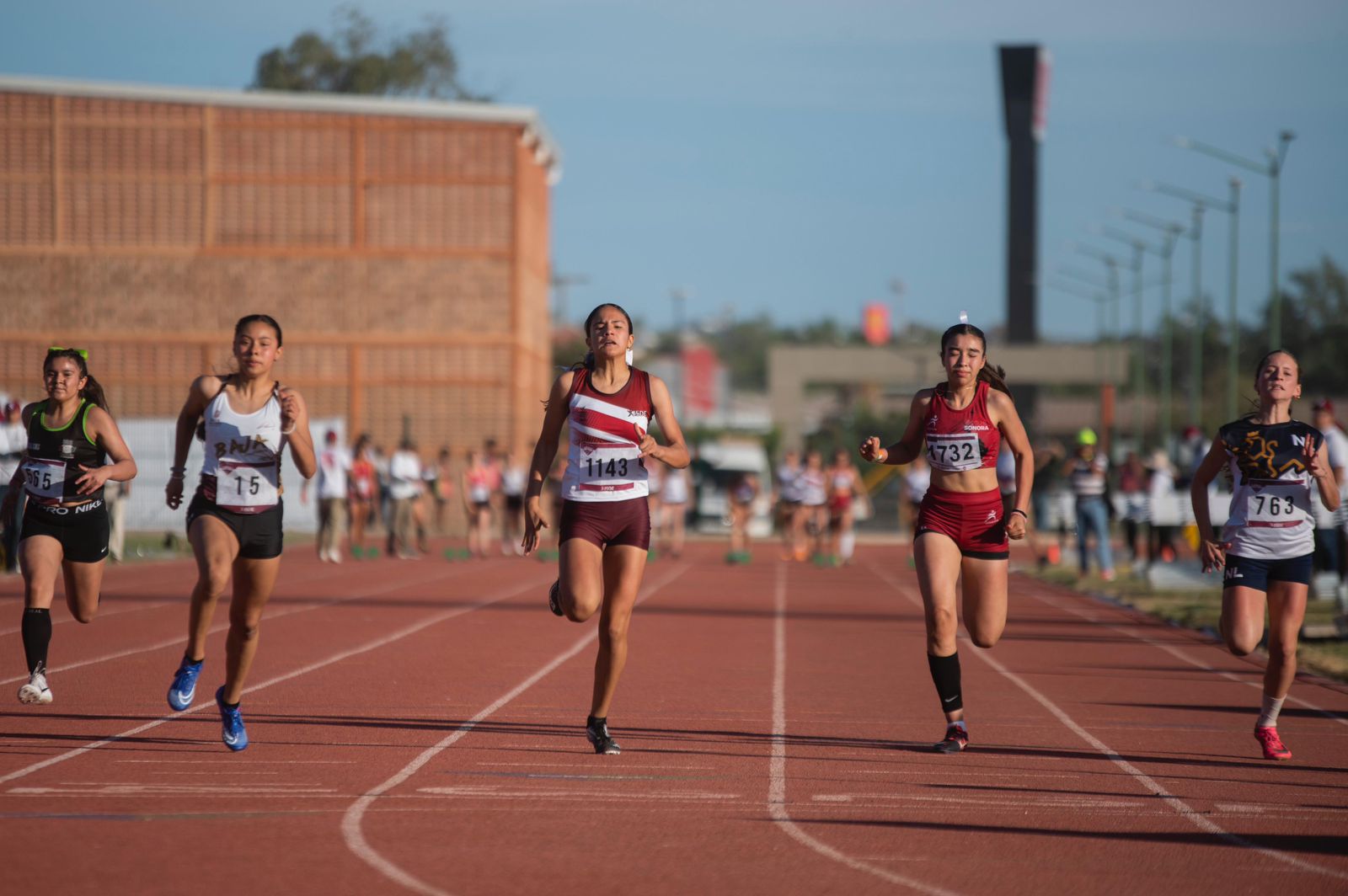 Sinaloa sigue sumando pases a Nacionales Conade en Macro Regional de Atletismo