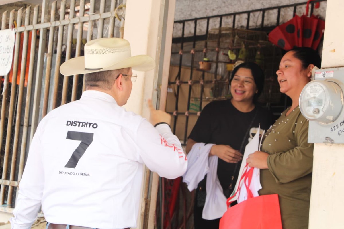 Corporaciones policiacas capacitadas, equipadas y con prestaciones sociales promete Noé Heredia