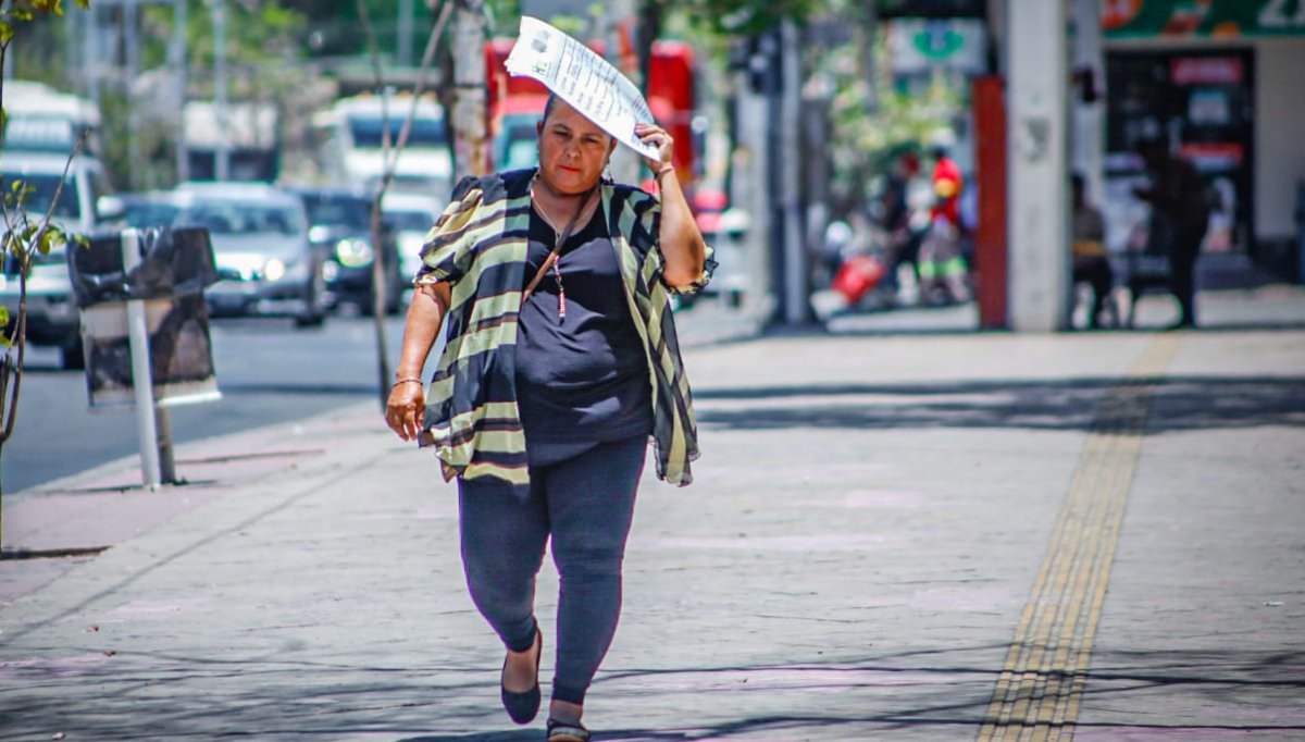 Sinaloa seguirá bajo calor extremo este 16 de mayo; lluvias fuertes y tormentas se extienden en México