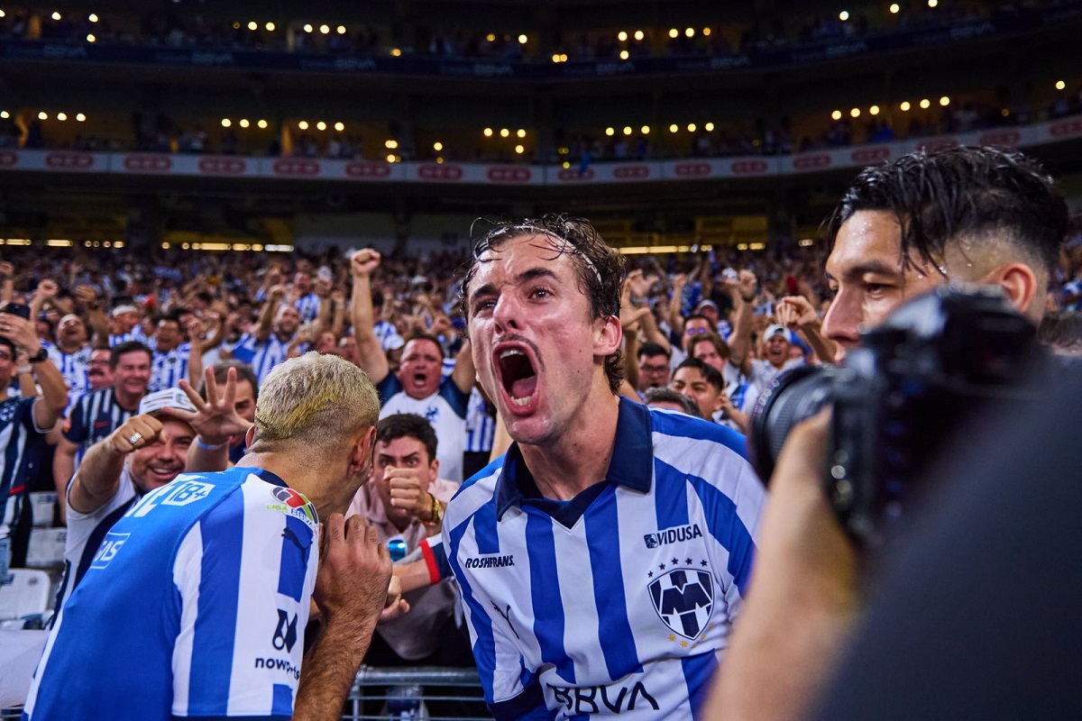 Los Rayados dominan la vuelta del Clásico Regio y clasifican a semifinales