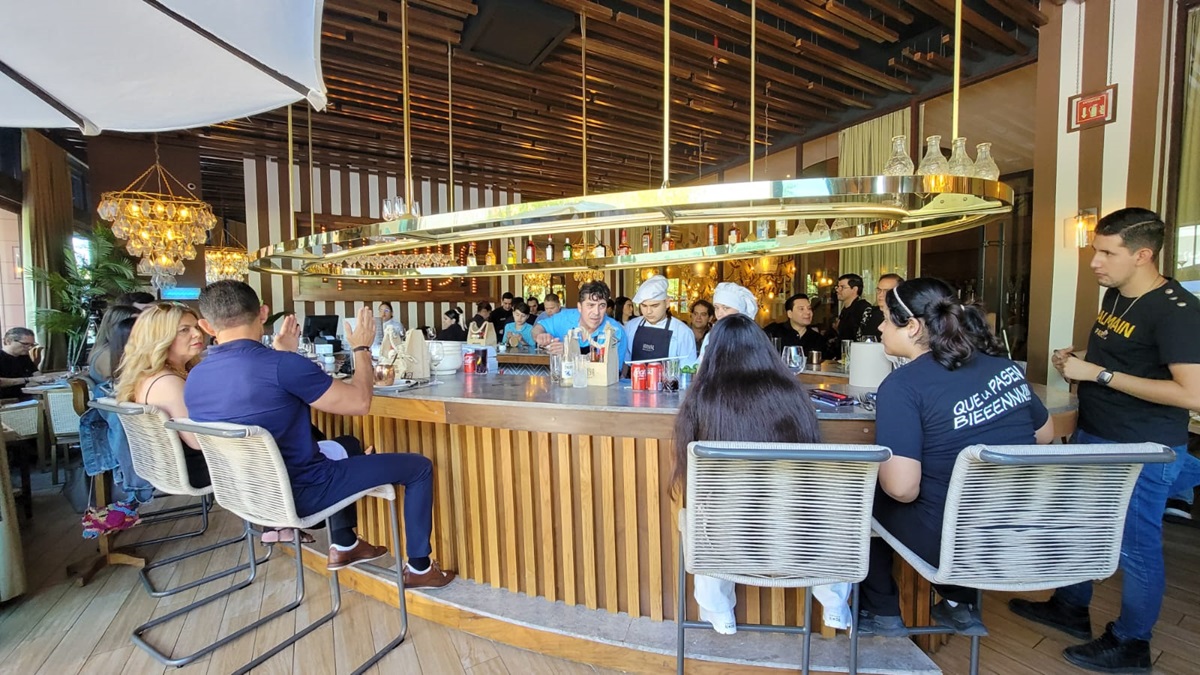 Humaya Restaurante y Mariscos del Alex mezclan sus cocinas para deleitar paladares