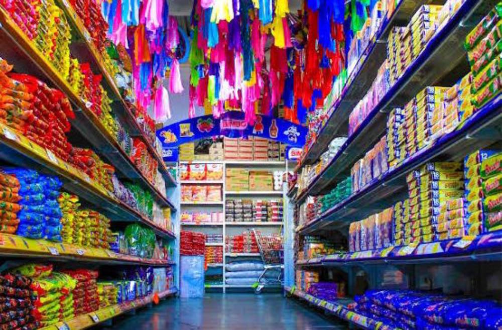 Delincuente se lleva 15 cajas de chocolates y 20 mil pesos, en robo a comercio en Culiacán