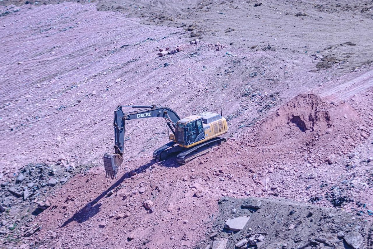 Secretaría de Sebides y alcalde Édgar González supervisan avances de cierre del basurón