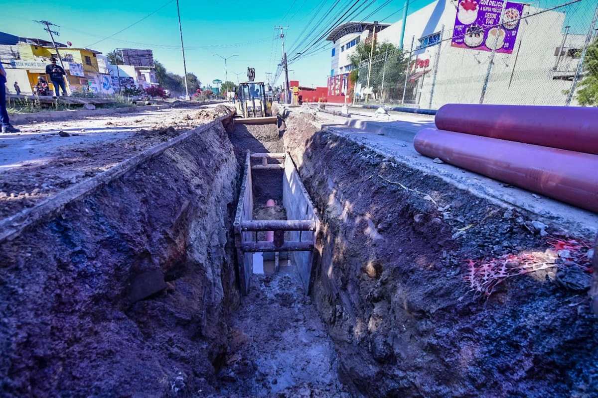 Reponen tuberías en el colector de El Conchi en Mazatlán, quedaría lista en dos semanas