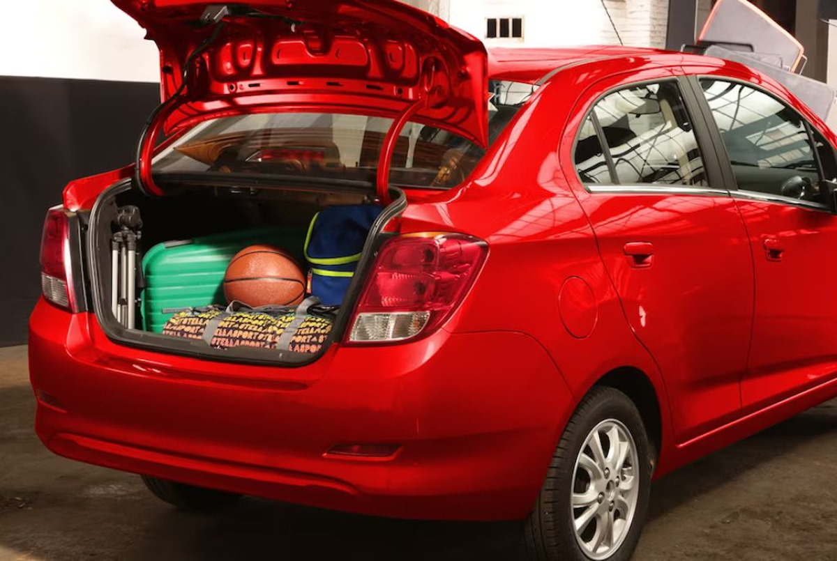 ¡No arriesgues tu salud! Estos productos no debes dejar en el interior del auto cuando hace calor