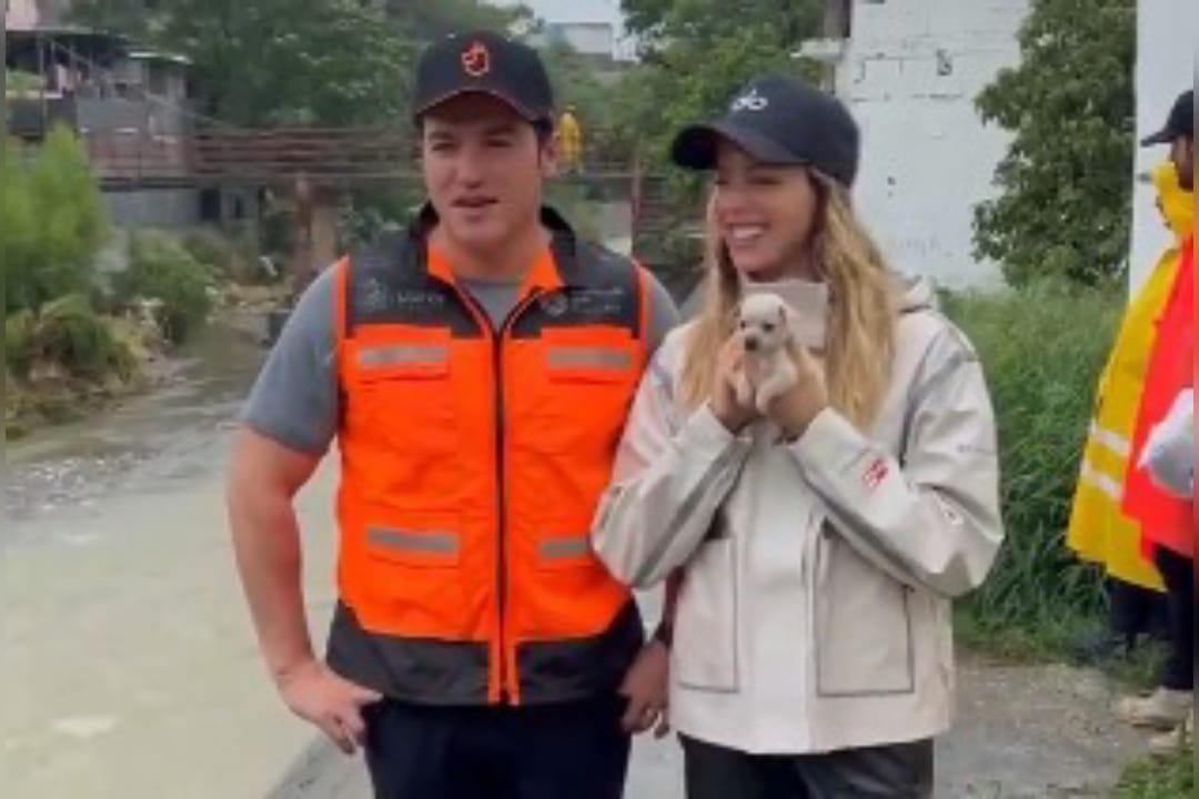 Samuel García y Mariana Rodríguez adoptan su octavo ‘perrihijo’ ¿Por qué le pusieron ‘Alberto’?