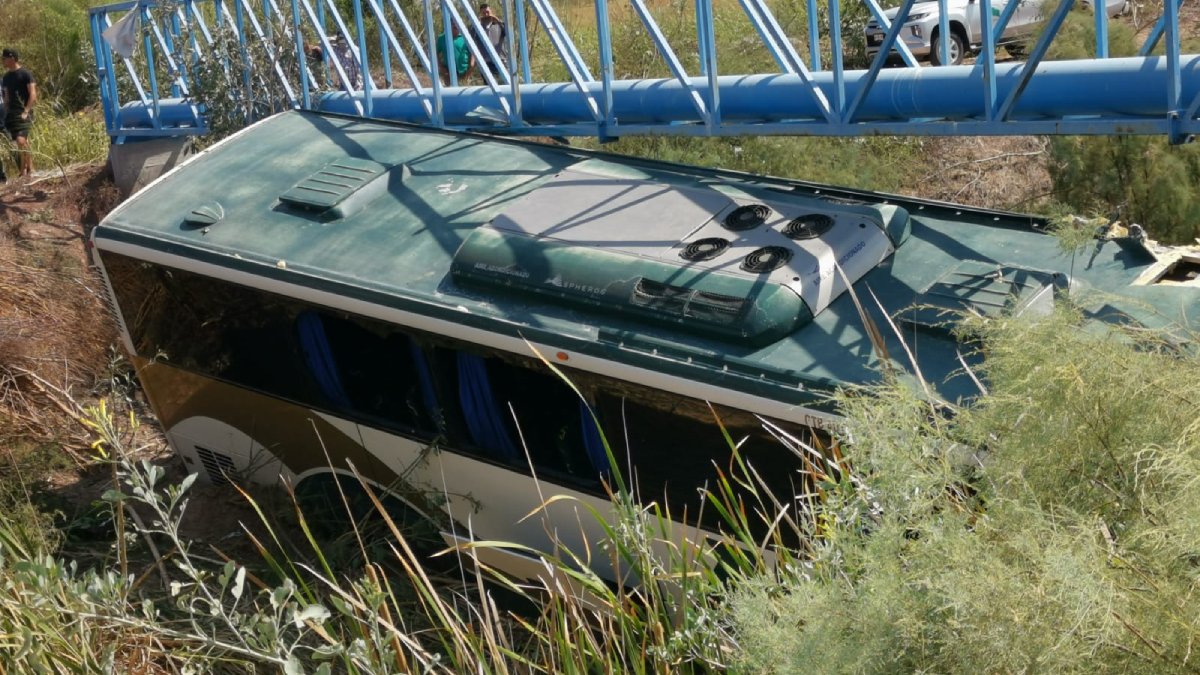 Por homicidio culposo investigan al chofer de autobús del camionazo en Ahome: FGE