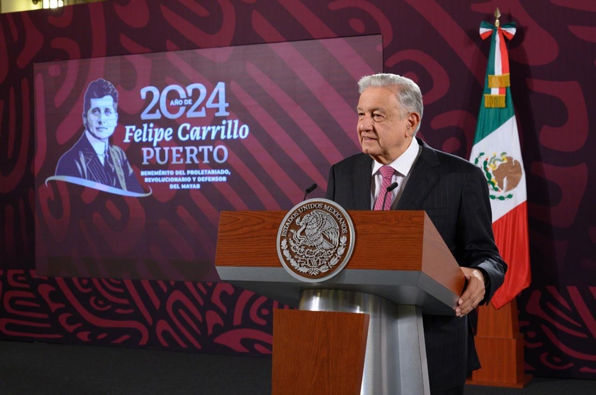 Pese a que morenistas evadieron el tema, AMLO confirma que asistió a reunión privada con Sheinbaum y gobernadores